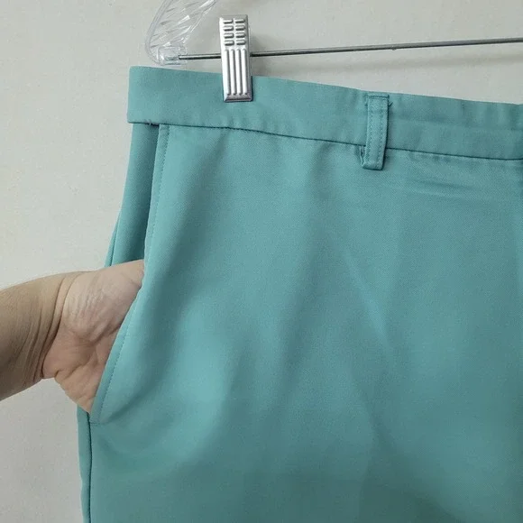 Haggar Flat Front Shorts Mens 38 Teal Blue Expandable Waist Polyester 8.5in Golf - Picture 11 of 12